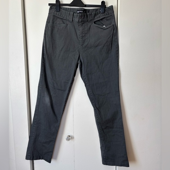 ✨ Element Casual Straight-Leg Pants – Men’s Size 33 ✨ - Picture 1 of 4
